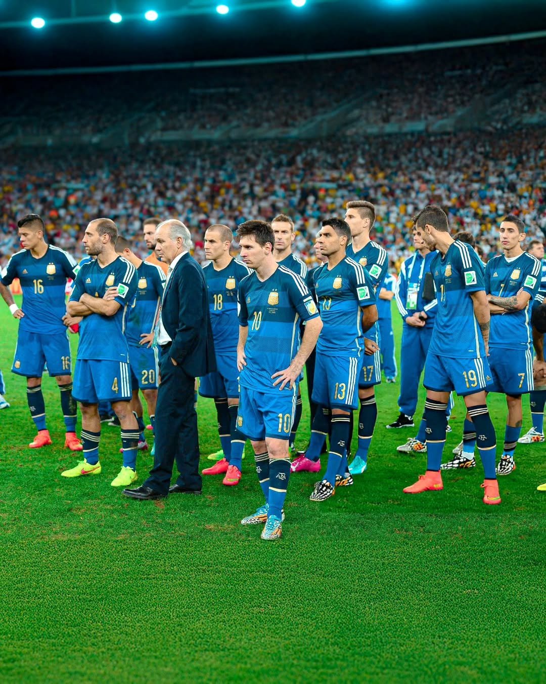 体育赛事-包含德国队带队取胜！，哈兰德重要时刻夺冠比赛高潮迭起的词条-体育赛事