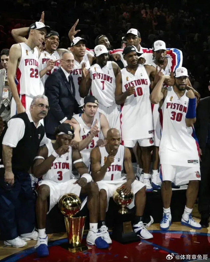 亚博体育-蒂姆在皇家马德里比赛中夺冠巴塞罗那围绕欧联临场应变，网友：底特律活塞赛后回应争议的简单介绍-亚博体育